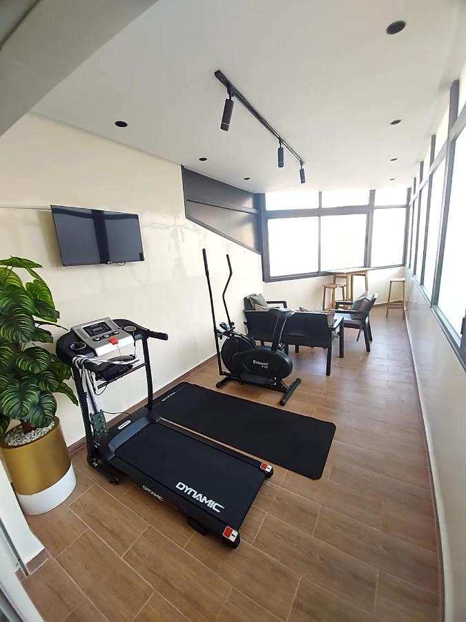 Modern Opposite The Hassan2 Mosque, Very Well Equipped And Stylish, 85 M2 With Gym And Direct Sea View With Underground Garage , Prohibits Unmarried Couples Of Arab Origin *